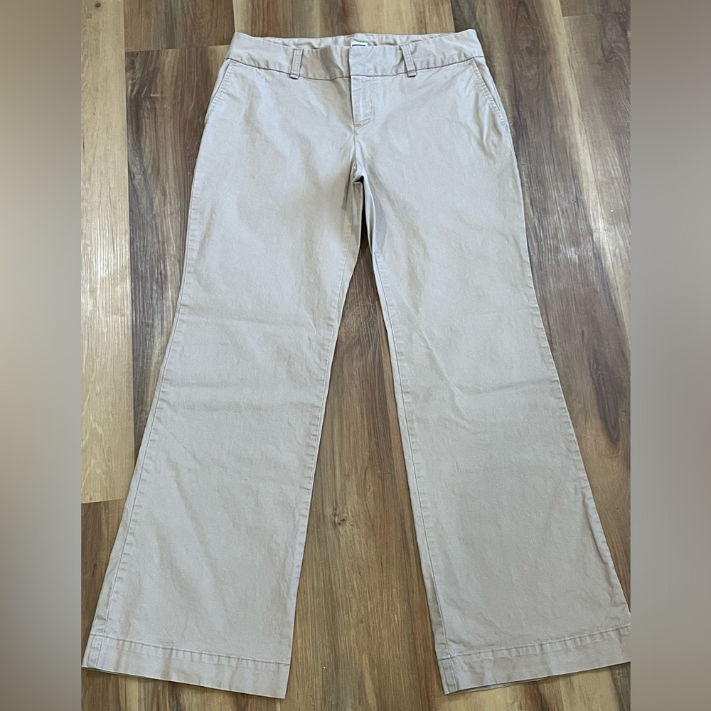 Gap stretch khaki size 10
